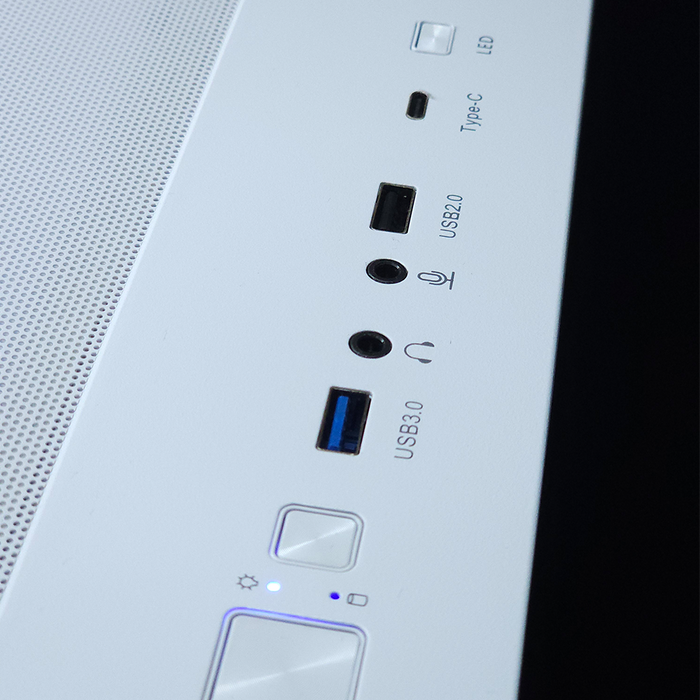 INTEL ULTRA 7 265KF + RX 9070XT