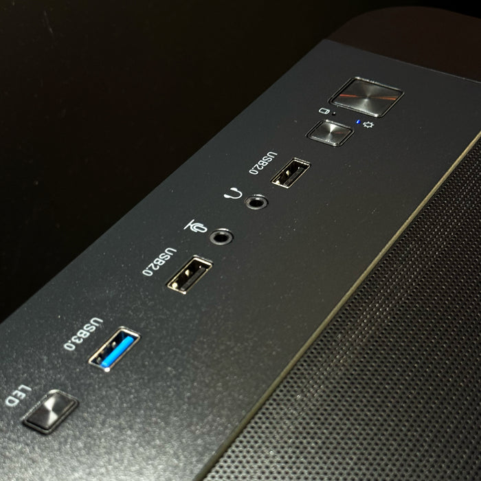 RYZEN 7 7700 + RTX 5080 (X-CURVE 285) - SAME DAY DELIVERY